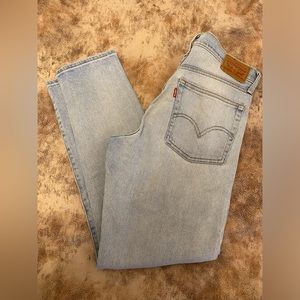 Levi’s Wedgie Jeans size 26